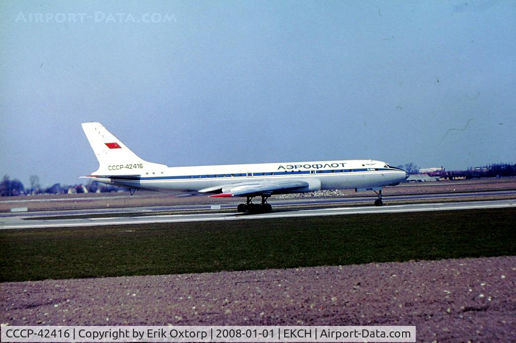 CCCP-42416, Tupolev Tu-104B C/N 920403, CCCP-42416 ready for takeoff on rw 04R