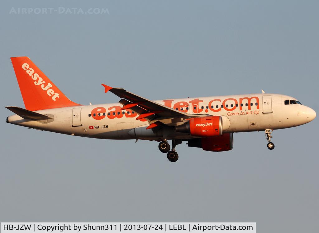 HB-JZW, 2006 Airbus A319-111 C/N 2729, Landing rwy 25R