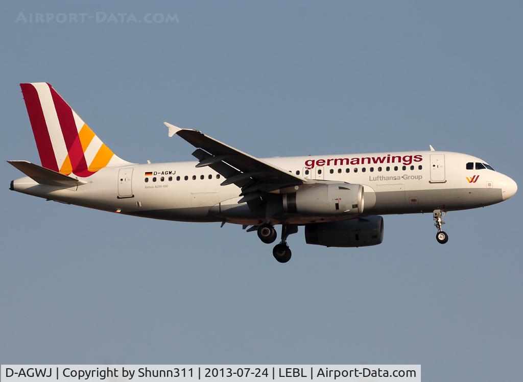 D-AGWJ, 2008 Airbus A319-132 C/N 3375, Landing rwy 25R in new c/s