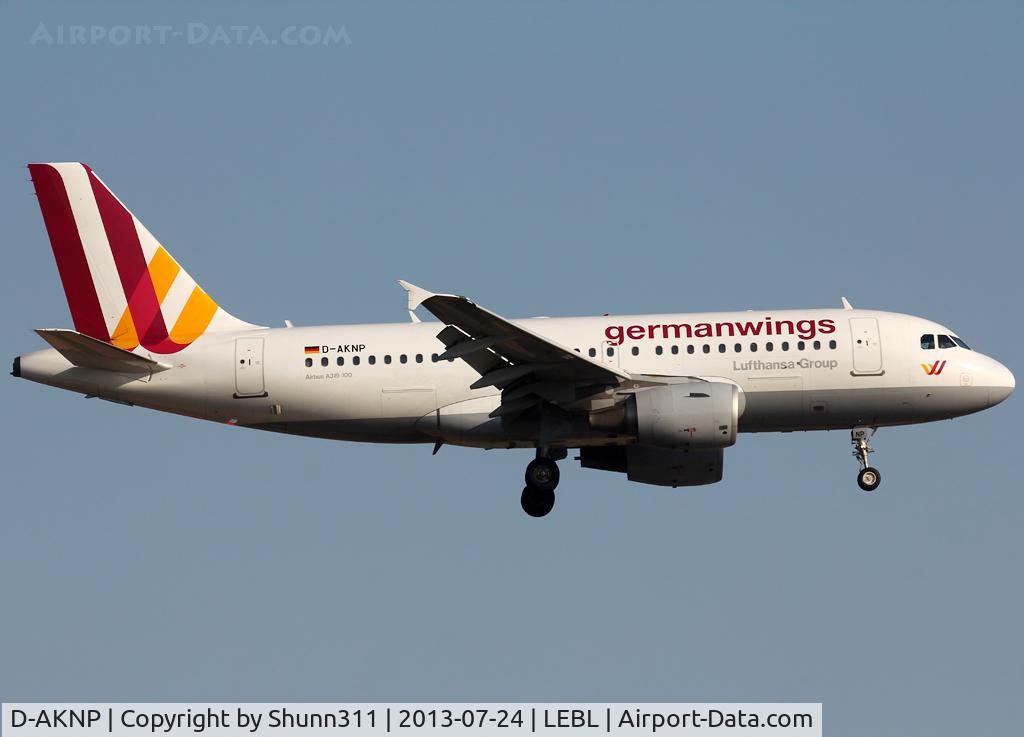 D-AKNP, 1999 Airbus A319-112 C/N 1155, Landing rwy 25R in new c/s