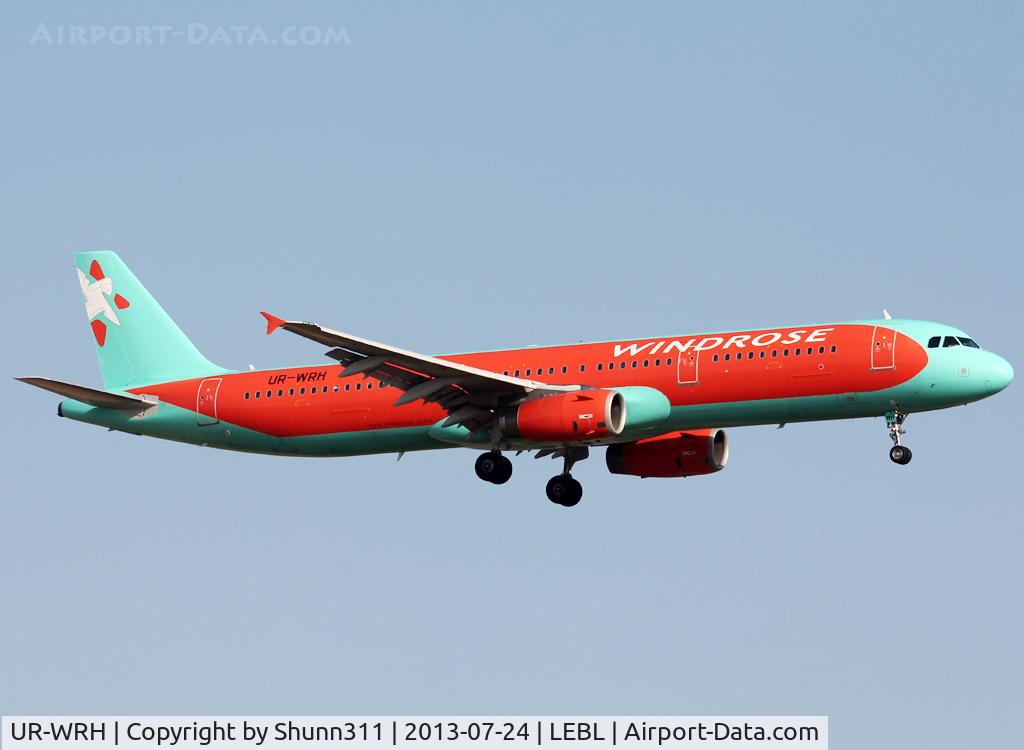 UR-WRH, 2005 Airbus A321-231 C/N 2462, Landing rwy 25R