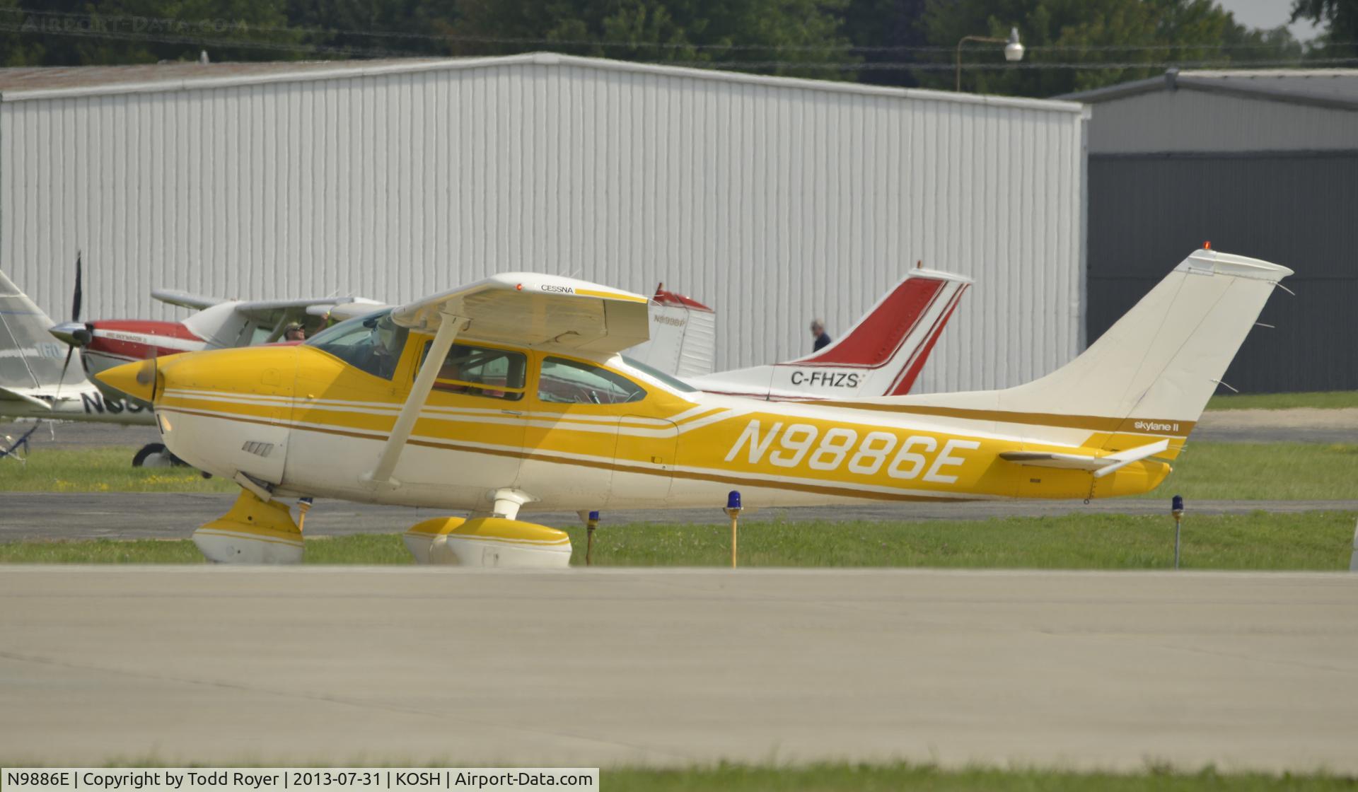 N9886E, 1975 Cessna 182P Skylane C/N 18263947, Airventure 2013