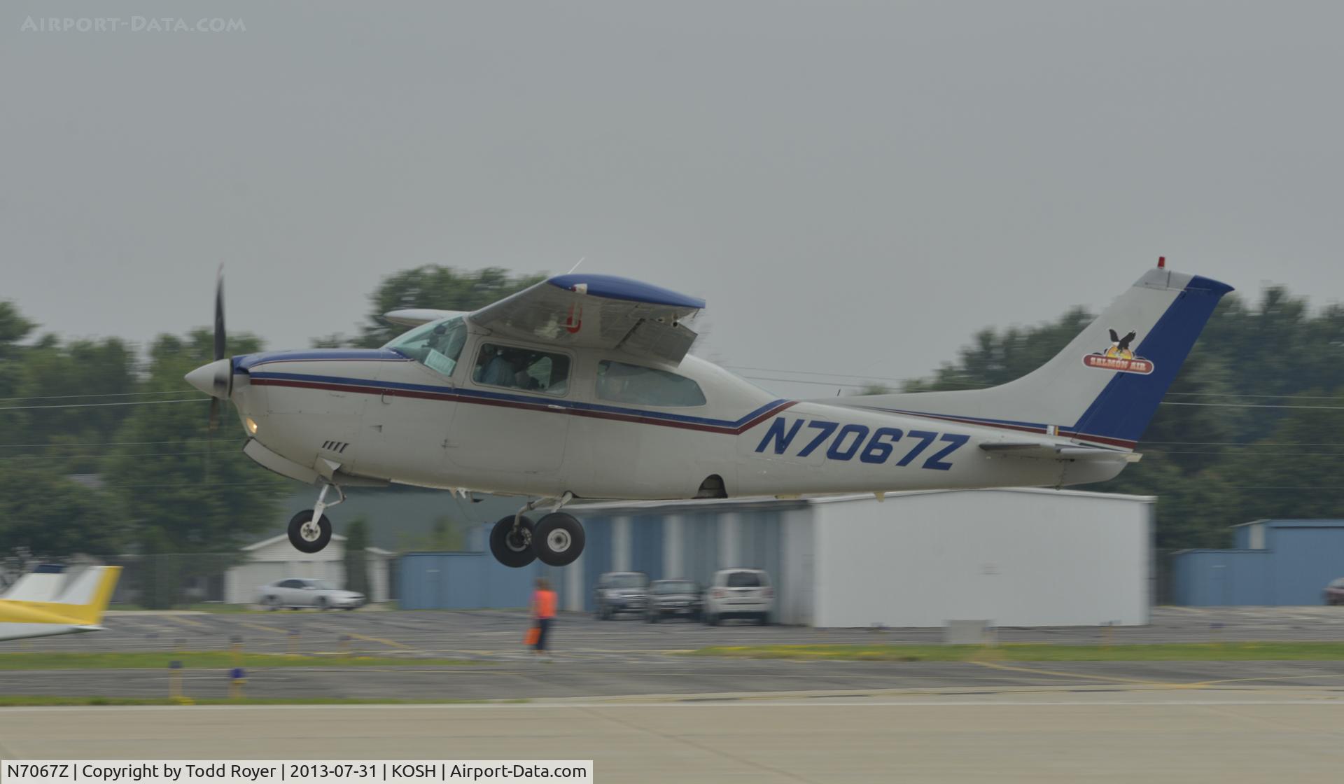N7067Z, 1978 Cessna T210M Turbo Centurion C/N 21062572, Airventure 2013