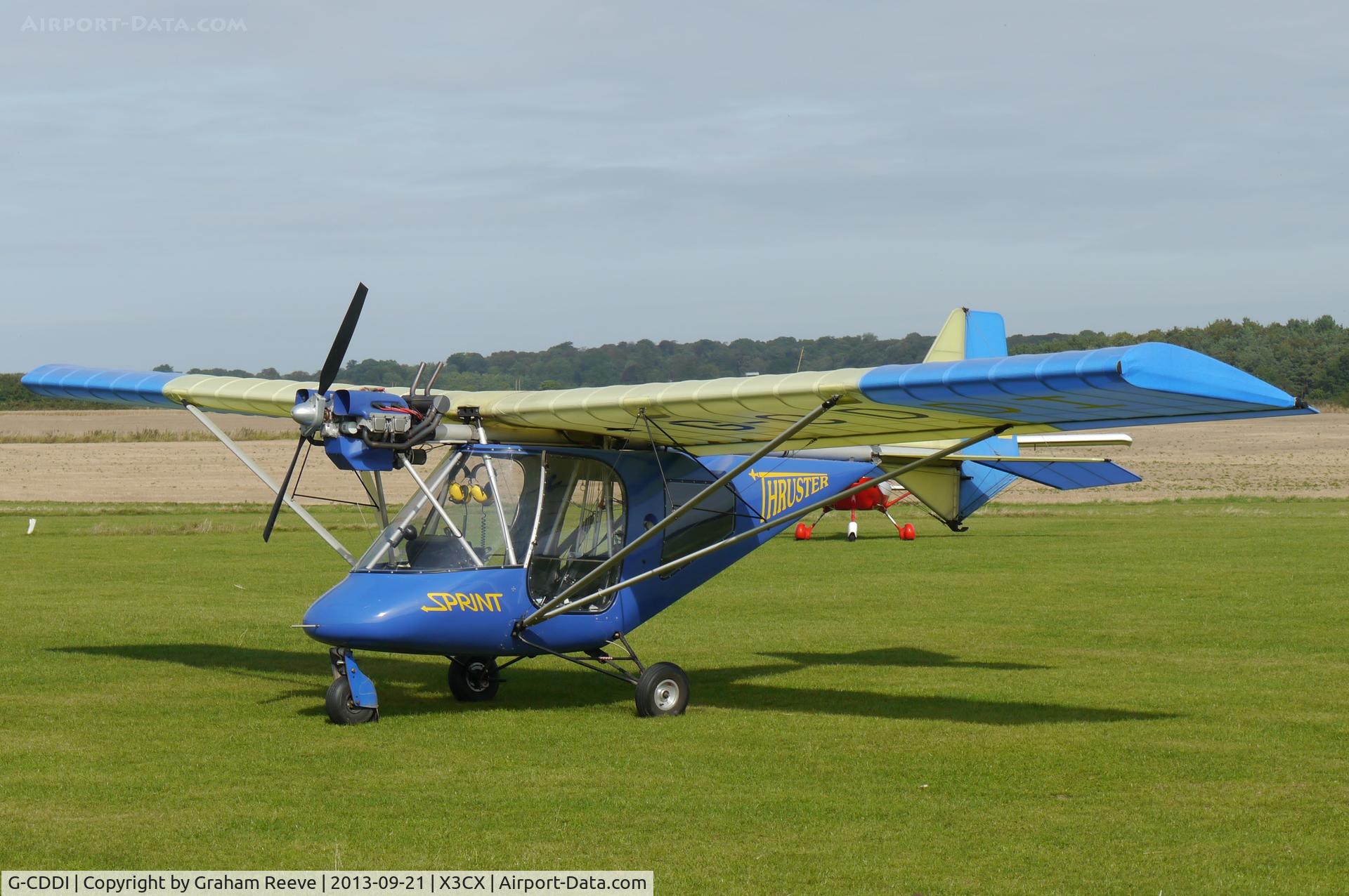 G-CDDI, 2004 Thruster T600N 450 C/N 1040-T600N-109, Parked at Northrepps.