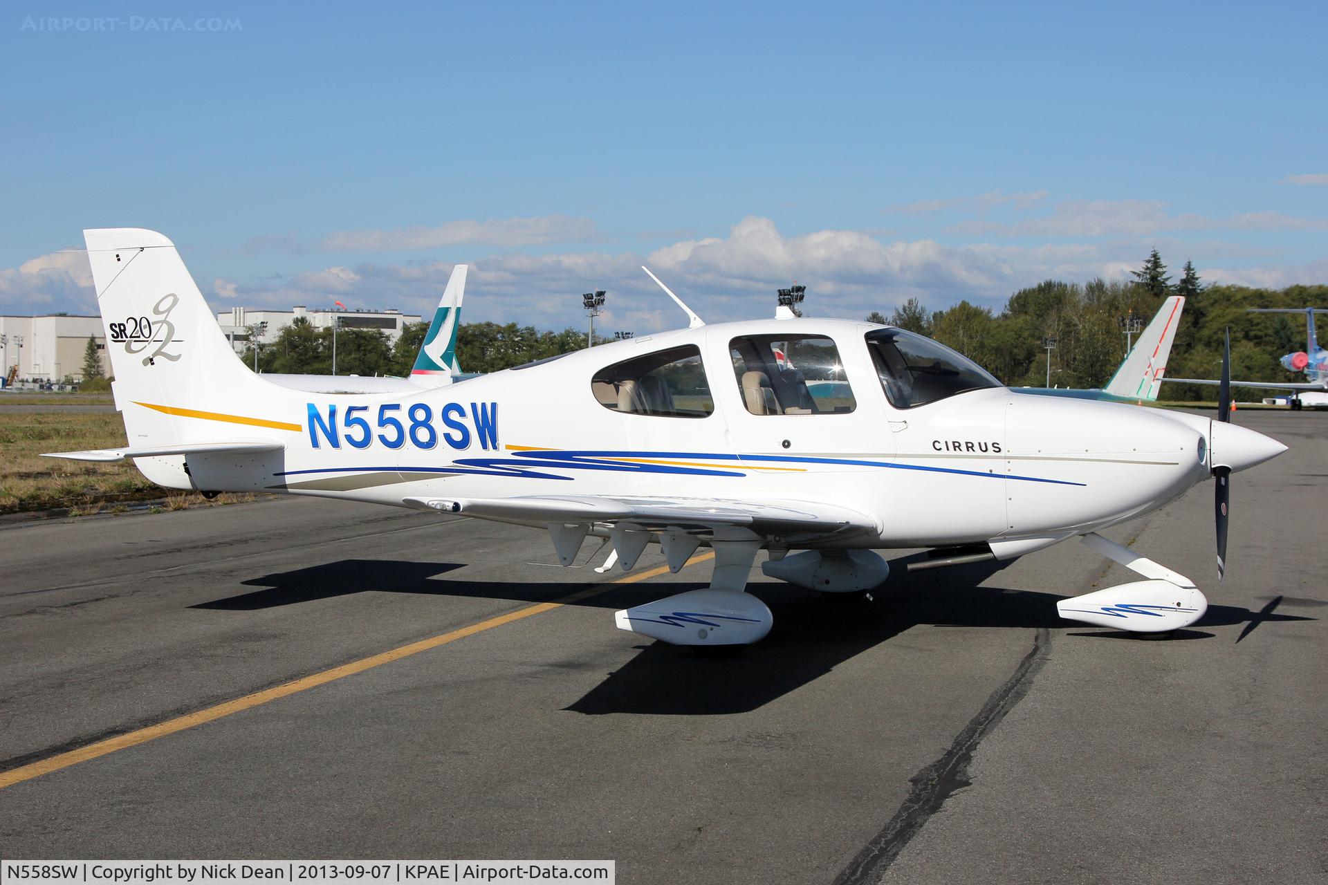 N558SW, 2005 Cirrus SR20 C/N 1504, KPAE/PAE