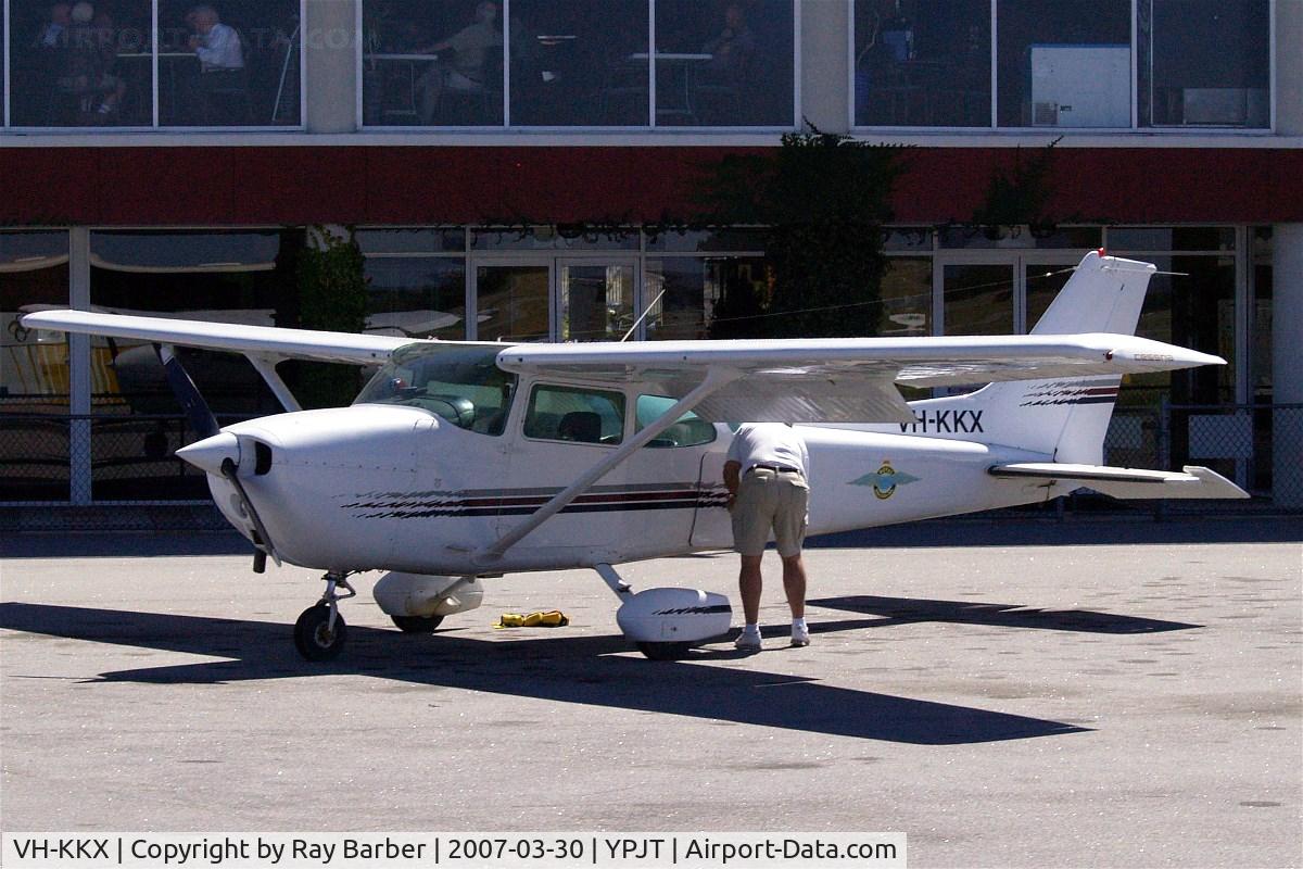 VH-KKX, 1980 Cessna 172P C/N 17274480, Cessna 172P Skyhawk [172-74480] Perth-Jandakot~VH 30/03/2007
