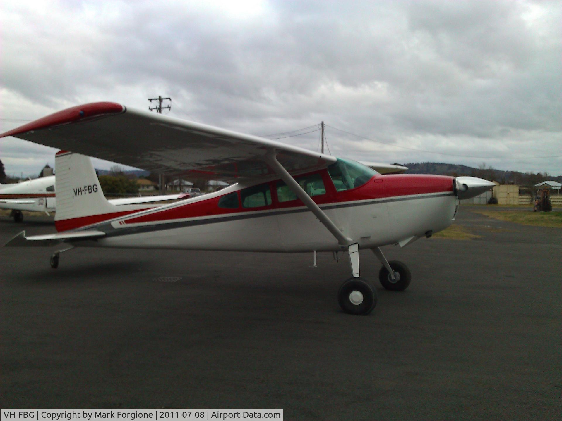 VH-FBG, 1961 Cessna 182D Skylane C/N 18253456, Tailwheel conversion