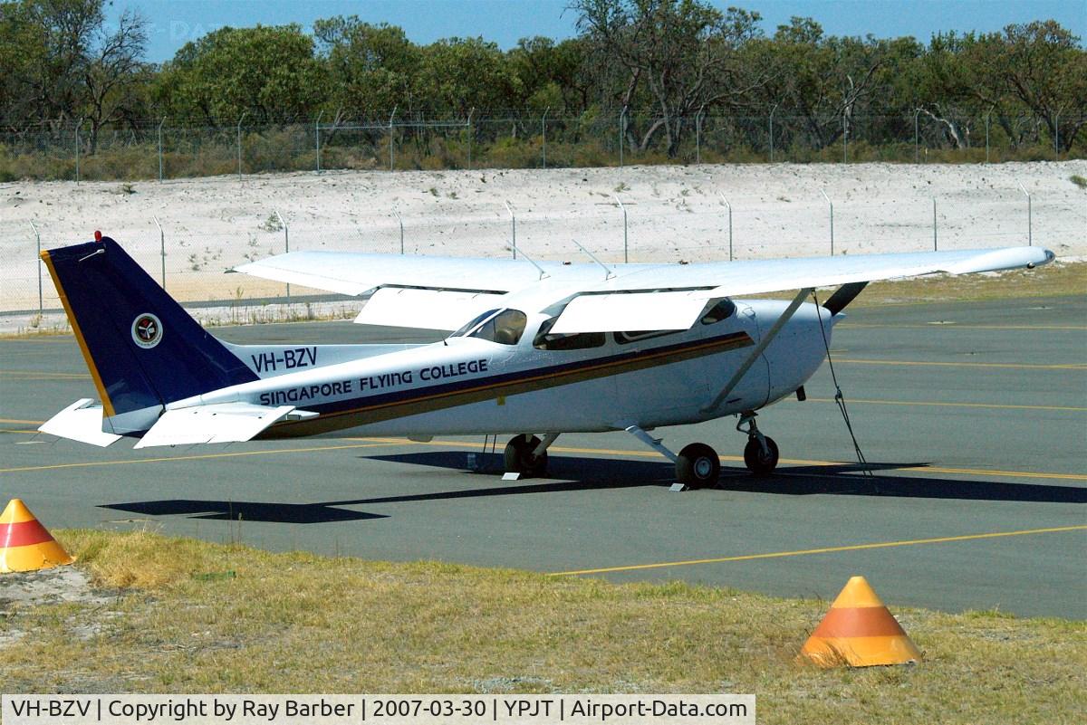 VH-BZV, 2004 Cessna 172R C/N 17281226, Cessna 172R Skyhawk [172-81226] (Singapore Flying College) Perth-Jandakot~VH 30/03/2007