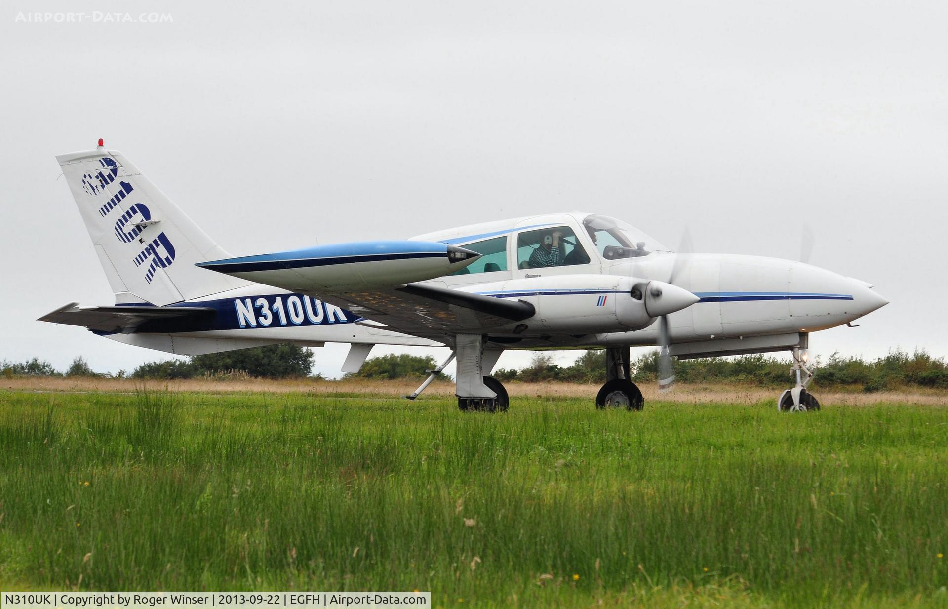 N310UK, 1976 Cessna 310R C/N 310R0584, Visiting Cessna 310R.