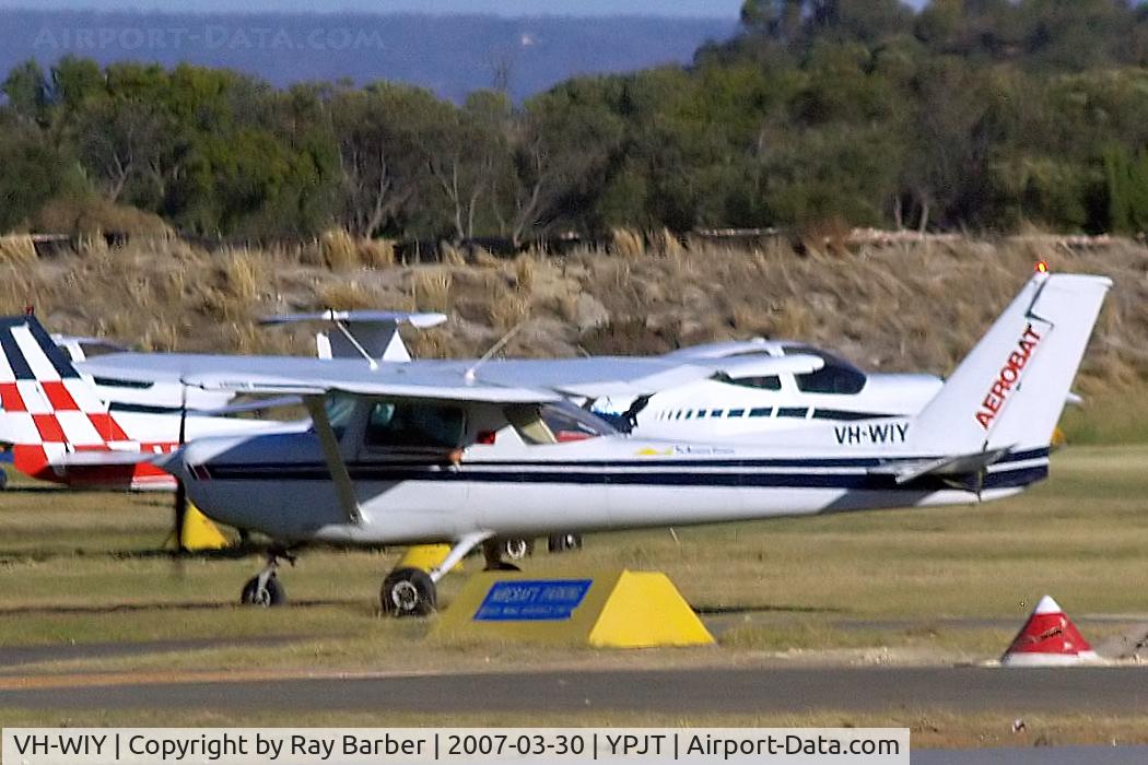 VH-WIY, 1982 Cessna A152 Aerobat C/N A1521012, Cessna A.152 Aerobat [A152-1012] (The Aeroplane Company) Perth-Jandakot~VH 30/03/2007