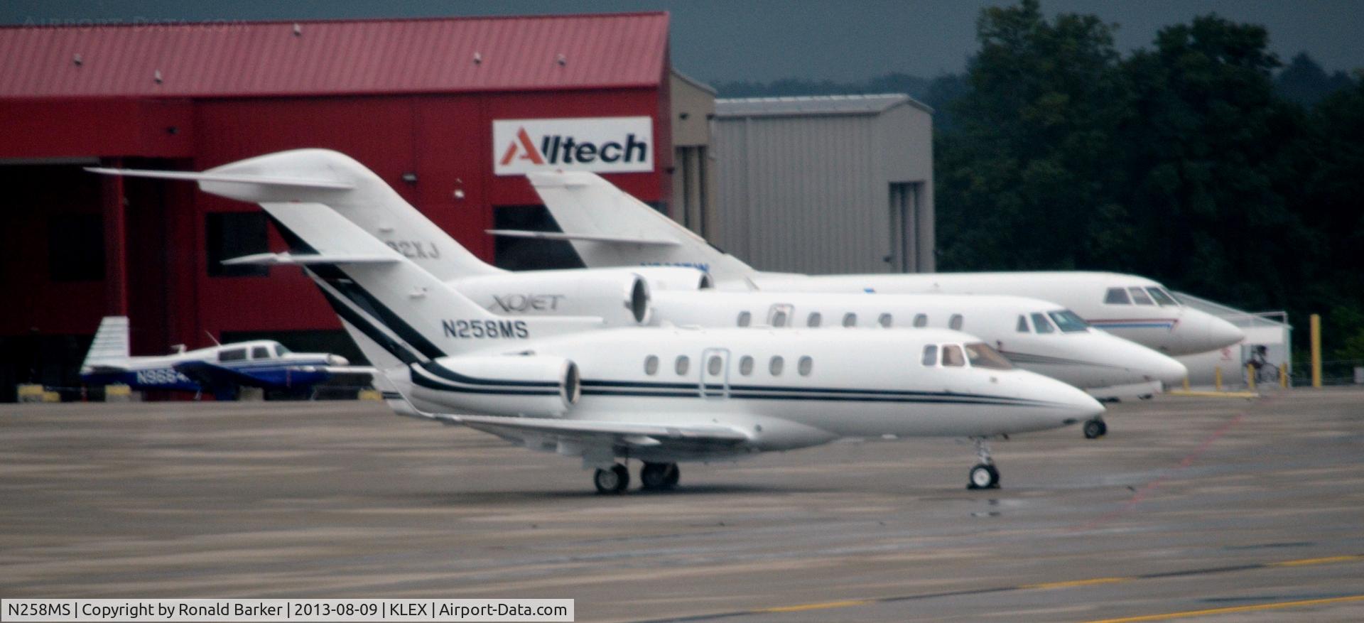 N258MS, 1999 Raytheon Hawker 800XP C/N 258405, Lexington
