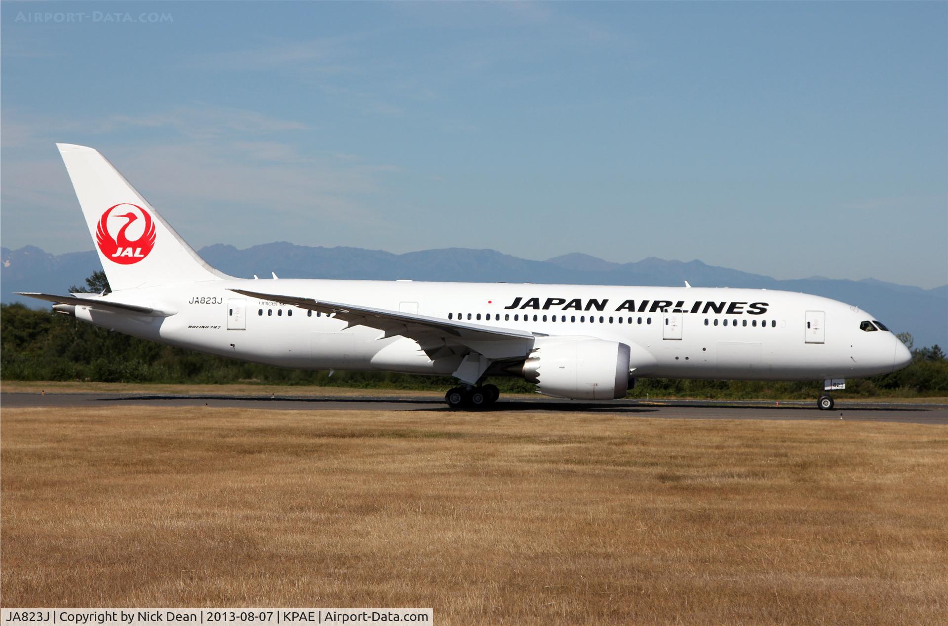 JA823J, 2013 Boeing 787-8 Dreamliner C/N 34833, KPAE/PAE