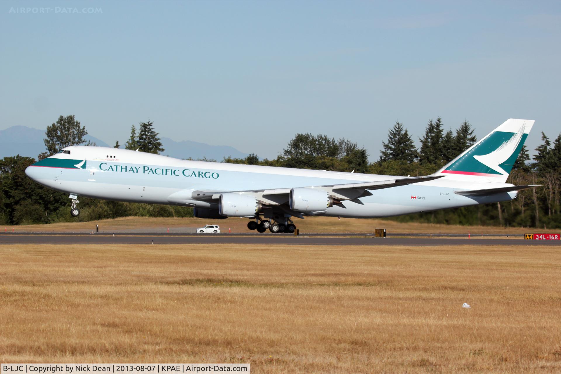 B-LJC, 2011 Boeing 747-867F/SCD C/N 39240, KPAE/PAE