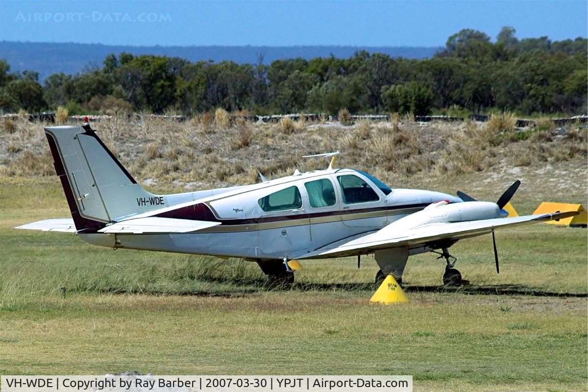 VH-WDE, 1969 Beech D55 Baron C/N TE-728, Beech 95-D55 Baron [TE-728] (The Aeroplane Company) Perth-Jandakot~VH 30/03/2007