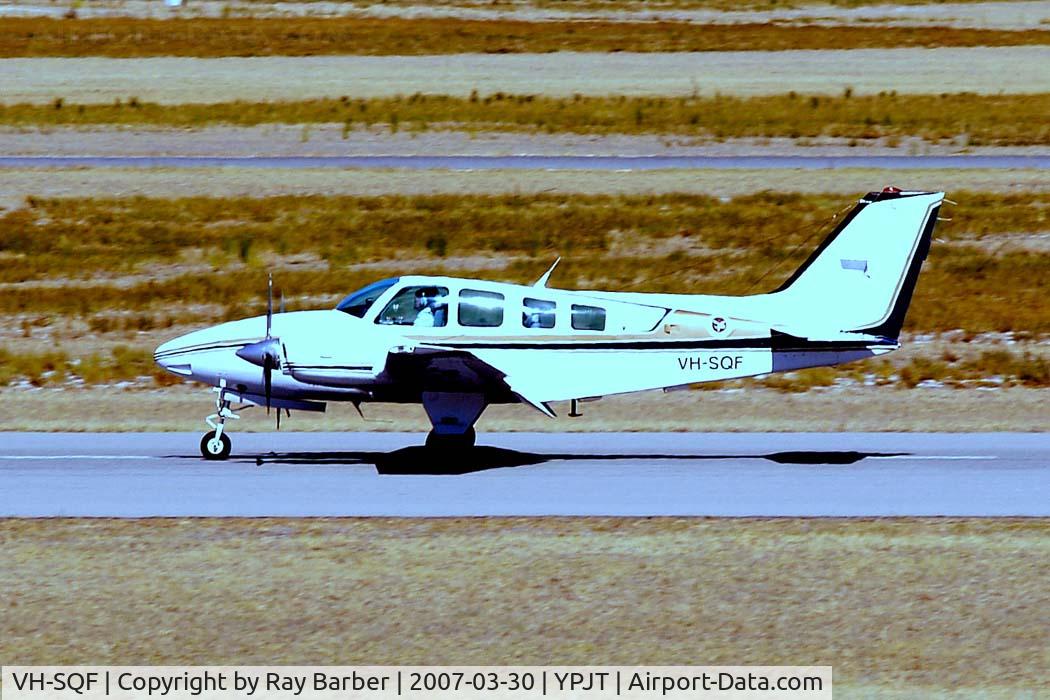 VH-SQF, 1989 Beech 58 Baron C/N TH-1560, Beech 58 Baron [TH-1560] (Singapore Flying College) Perth-Jandakot~VH 30/03/2007