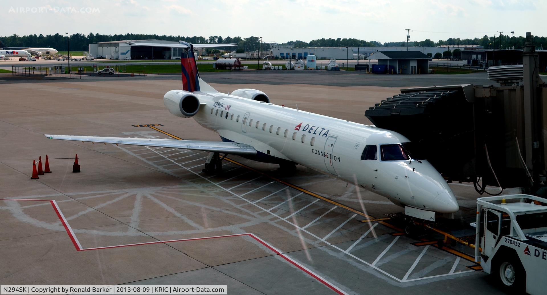 N294SK, 2001 Embraer EMB-145LR C/N 145497, Richmond