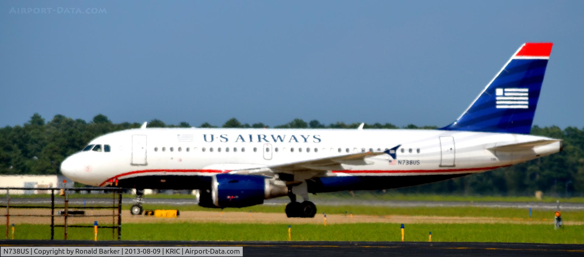 N738US, 2000 Airbus A319-112 C/N 1254, Taxi Richmond