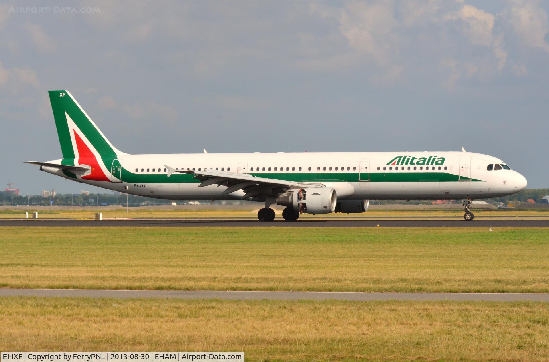 EI-IXF, 1995 Airbus A321-112 C/N 515, Alitalia A321 comming to a stop.