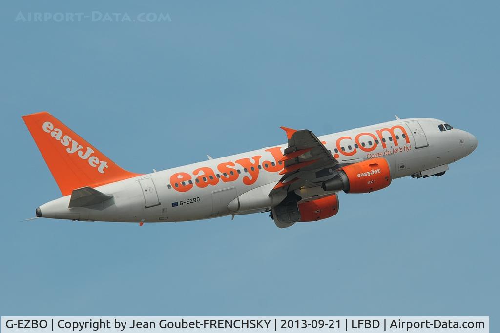 G-EZBO, 2007 Airbus A319-111 C/N 3082, take off 05