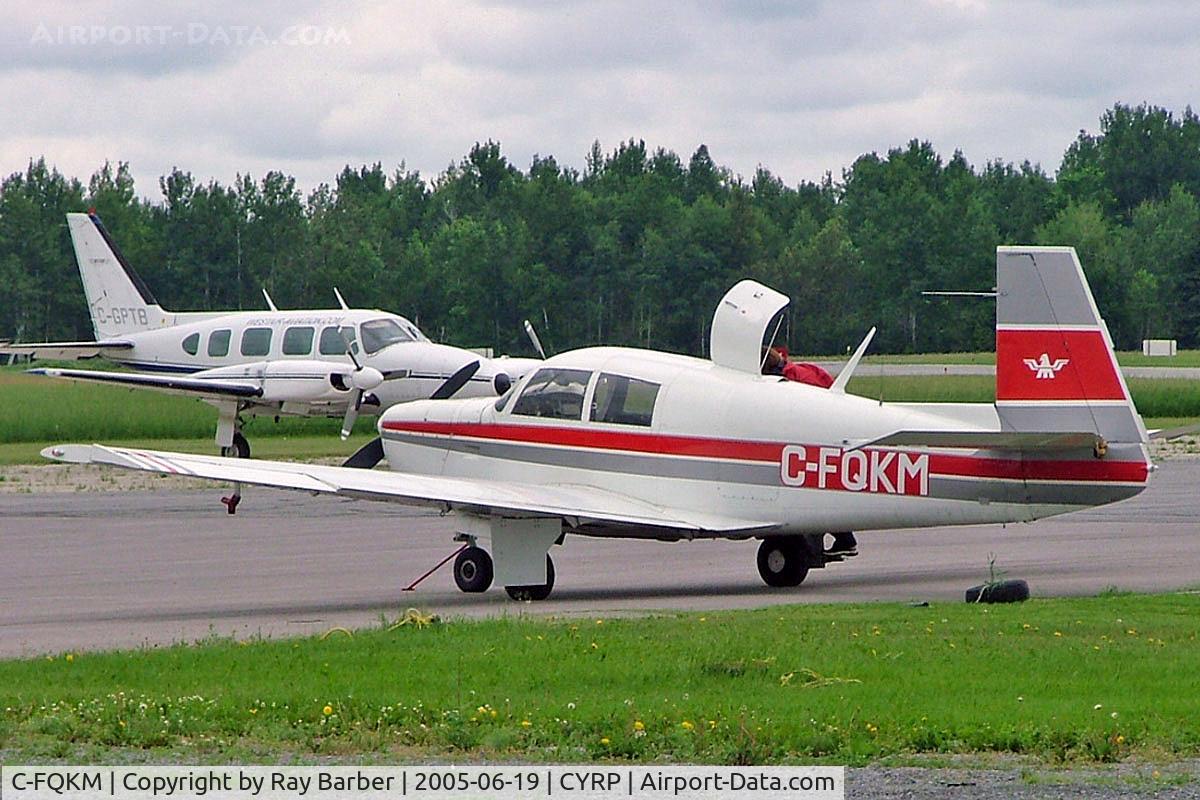 C-FQKM, 1965 Mooney M20C Ranger C/N 3051, Mooney M.20C Mark 21 [3051] Ottawa-Carp~C 19/06/2005