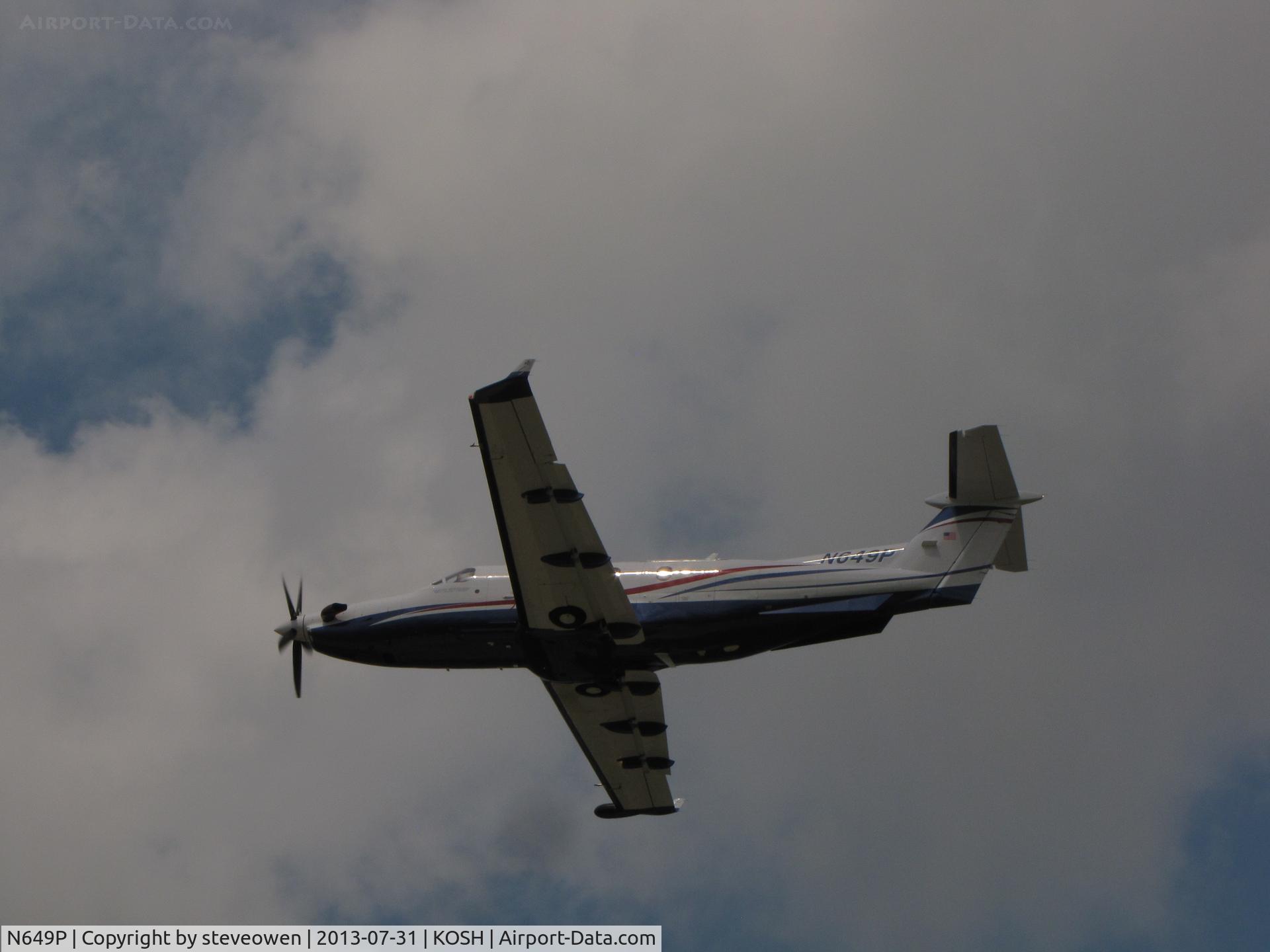 N649P, 2005 Pilatus PC-12/45 C/N 649, Departing Oshkosh