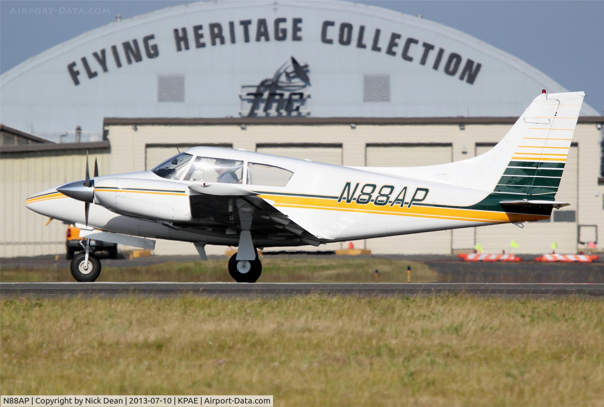 N88AP, 1964 Piper PA-30 Twin Comanche C/N 30-456, KPAE/PAE