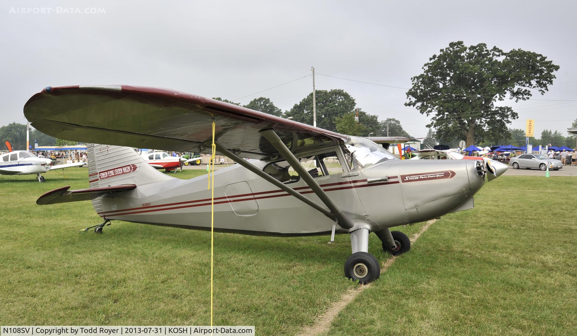N108SV, 1948 Stinson 108-3 Voyager C/N 108-4165, Airventure 2013