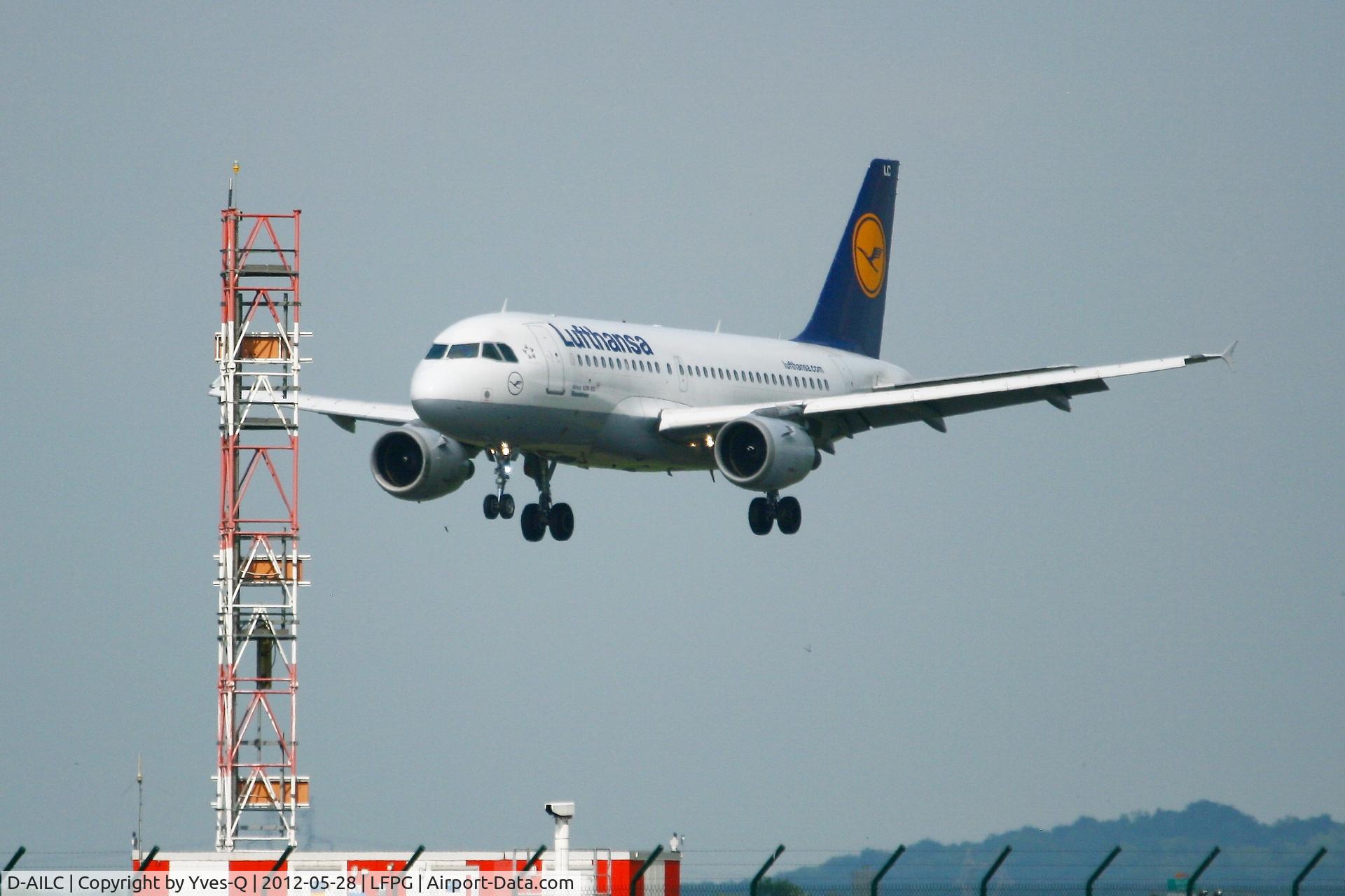D-AILC, 1996 Airbus A319-114 C/N 616, Airbus A319-114, On final rwy 26L, Roissy Charles De Gaulle Airport (LFPG-CDG)