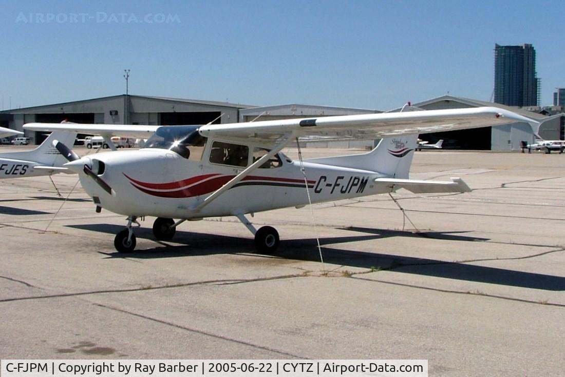 C-FJPM, 2000 Cessna 172S Skyhawk SP C/N 172S8502, Cessna 172S Skyhawk [172S-8502] Toronto-City Centre Airport~C 22/06/2005
