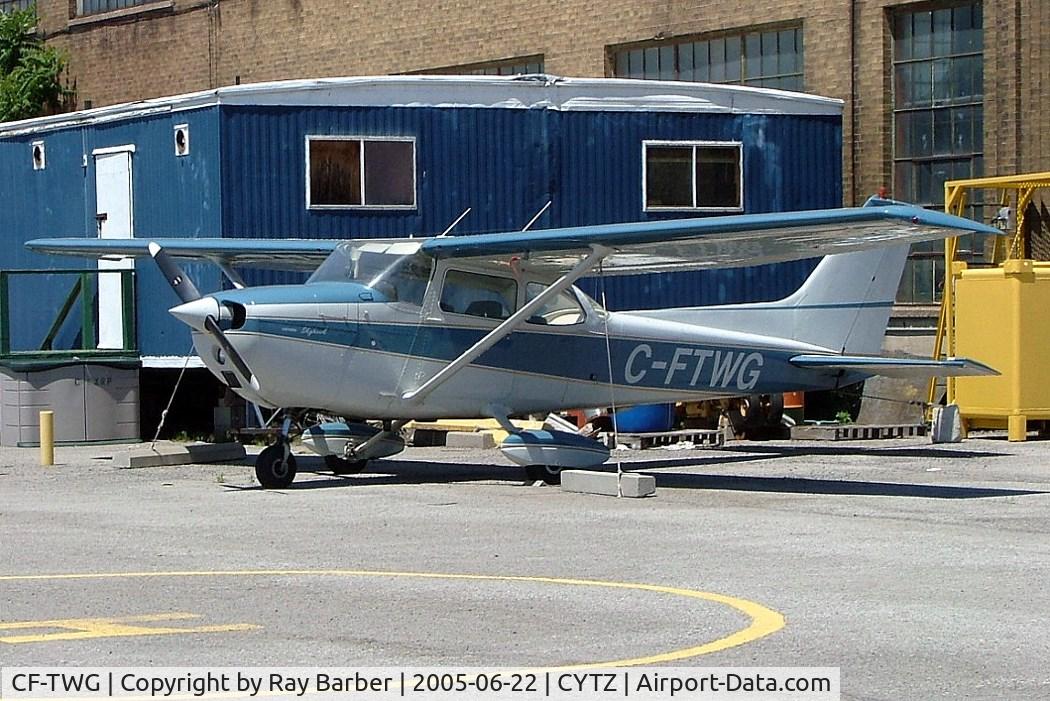 CF-TWG, 1972 Cessna 172L C/N 17260511, Cessna 172L Skyhawk [172-60511] Toronto-City Centre Airport~C 22/06/2005. Marked C-FTWG.