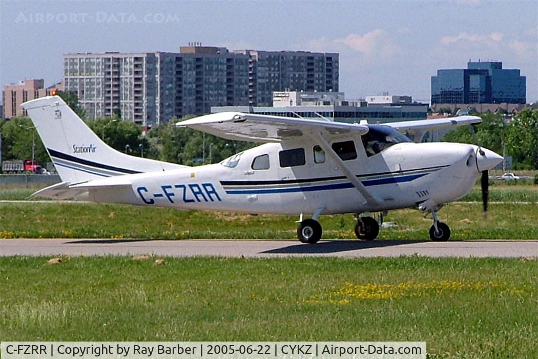 C-FZRR, 2004 Cessna 206H Stationair C/N 20608189, Cessna 206H Stationair [206-08189] (Police) Toronto-Buttonville~C 22/06/2005