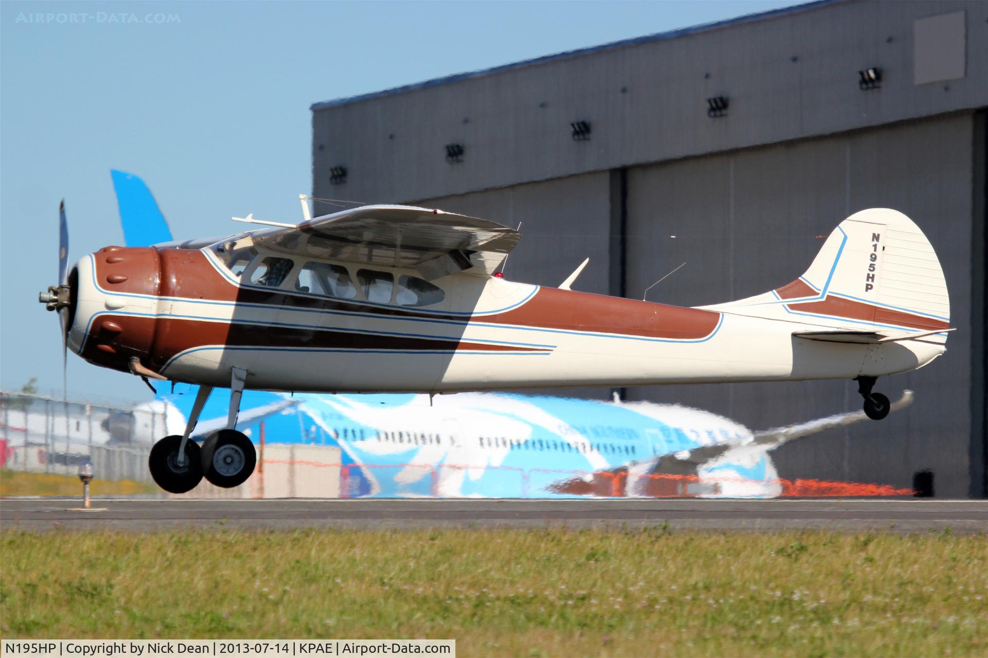 N195HP, 1952 Cessna 195A C/N 7899, KPAE/PAE