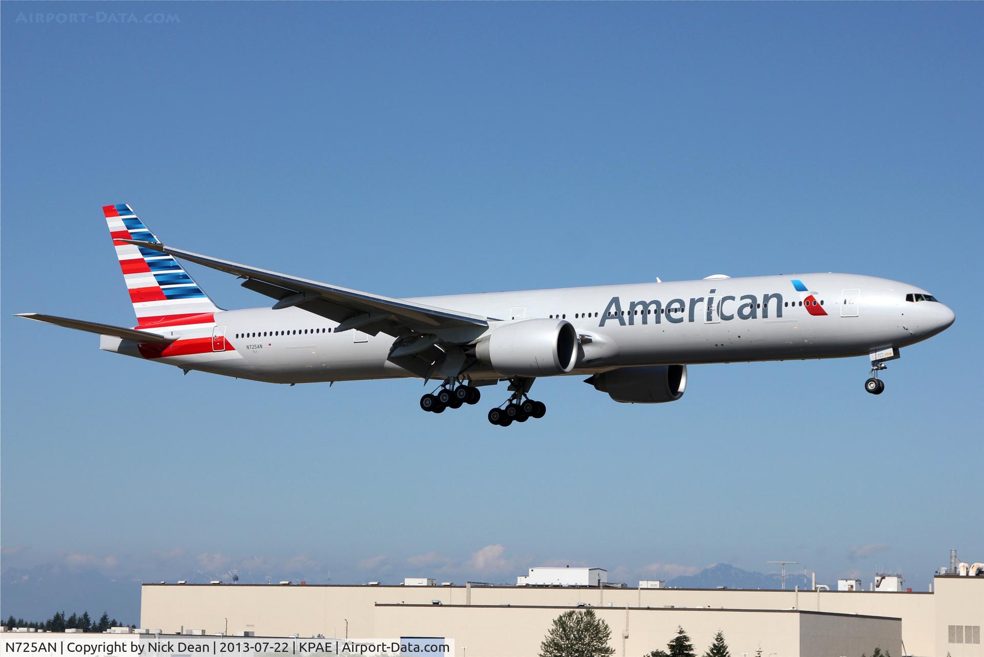 N725AN, 2013 Boeing 777-323/ER C/N 41666, KPAE/PAE