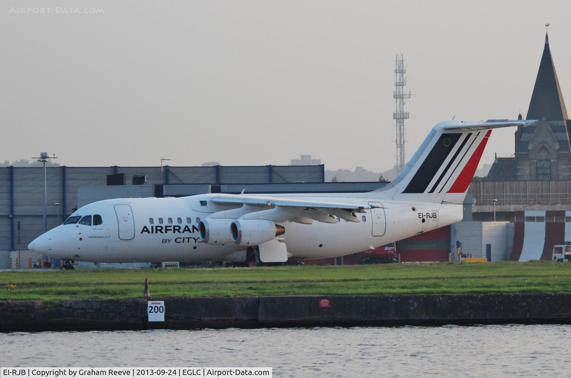 EI-RJB, 1998 British Aerospace Avro 146-RJ85 C/N E.2330, About to take off in the late afternoon.