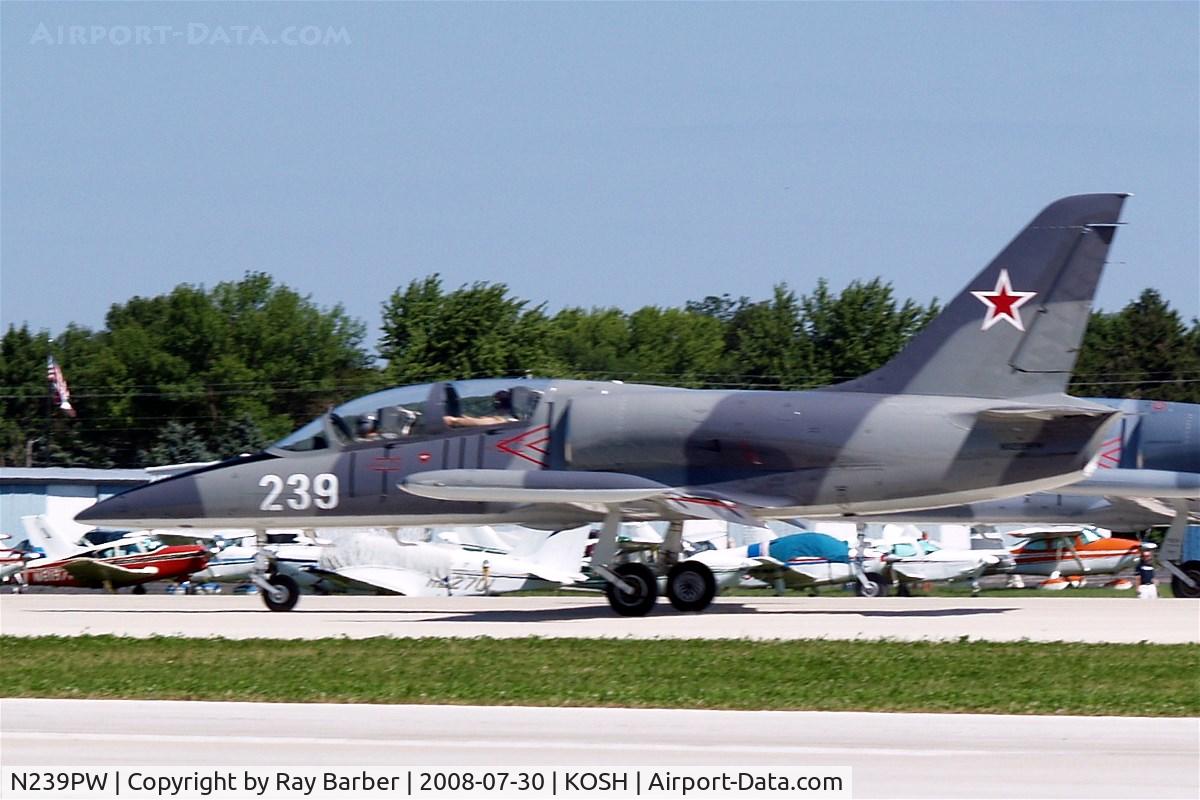 N239PW, 1979 Aero L-39C Albatros Albatros C/N 931526, Aero Vodochody L-39C Albatros [931526] Oshkosh-Wittman Regional~N 30/07/2008