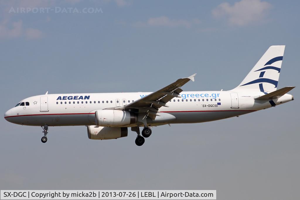 SX-DGC, 2009 Airbus A320-232 C/N 4094, Landing