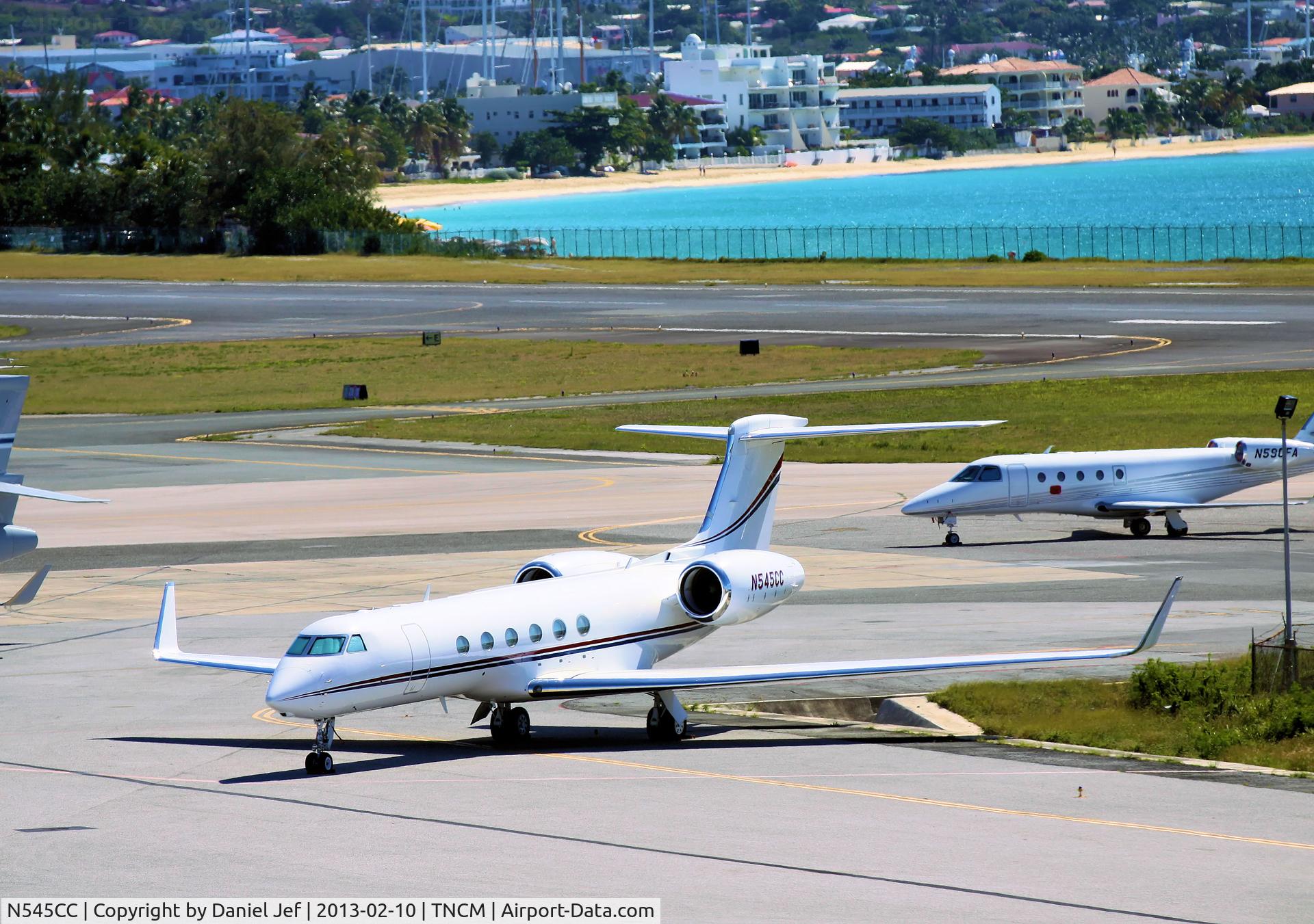 N545CC, 1998 Gulfstream Aerospace G-V C/N 545, N545CC