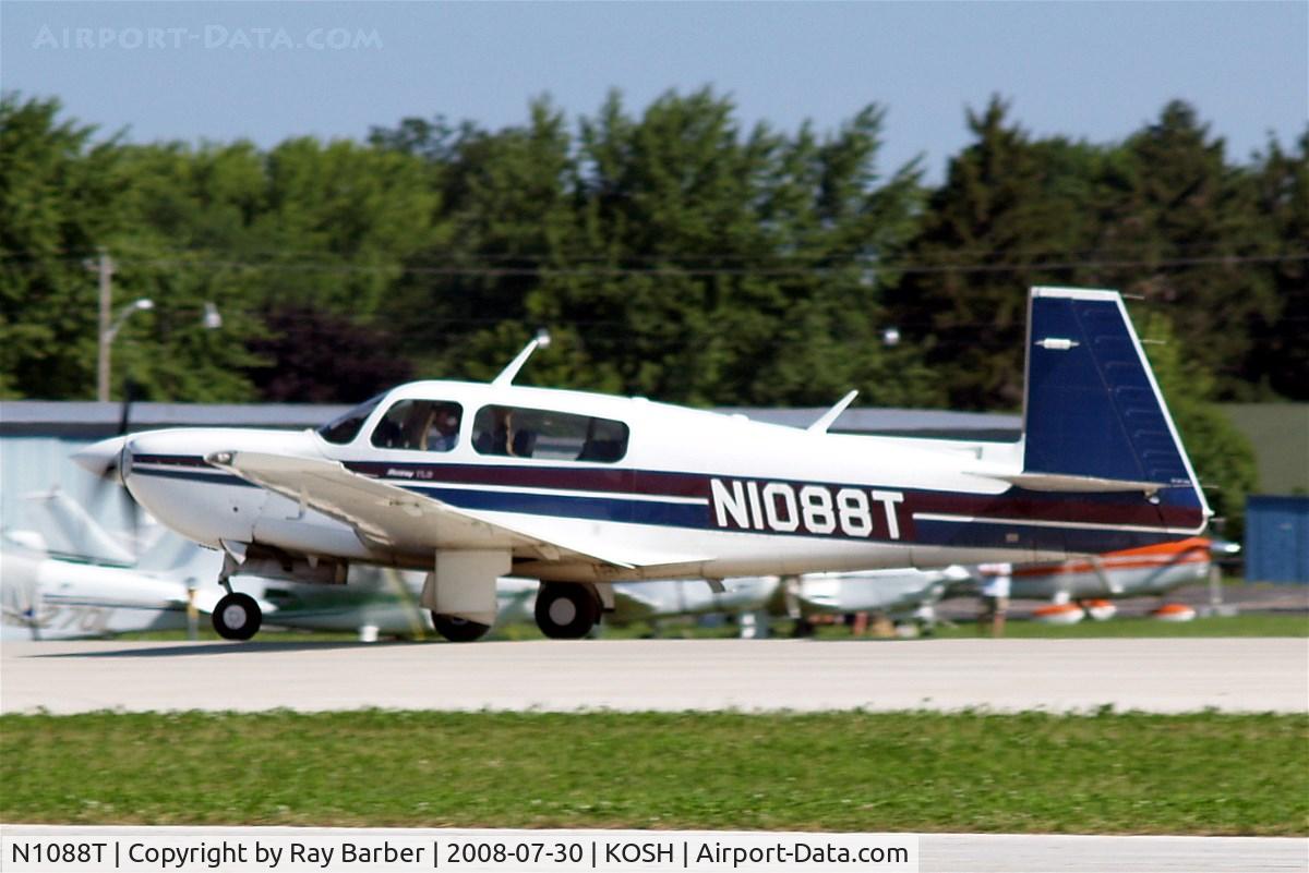 N1088T, 1990 Mooney M20M Bravo C/N 27-0050, Mooney M.20M TLS [27-0050] Oshkosh-Wittman Regional~N 30/07/2008