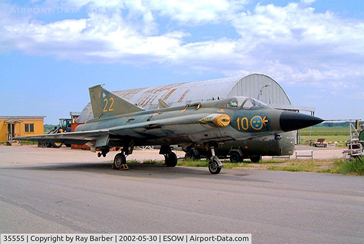 35555, SAAB J-35F Draken C/N 35-555, SAAB J-35F Draken [35555] Vasteras~SE 30/05/2002