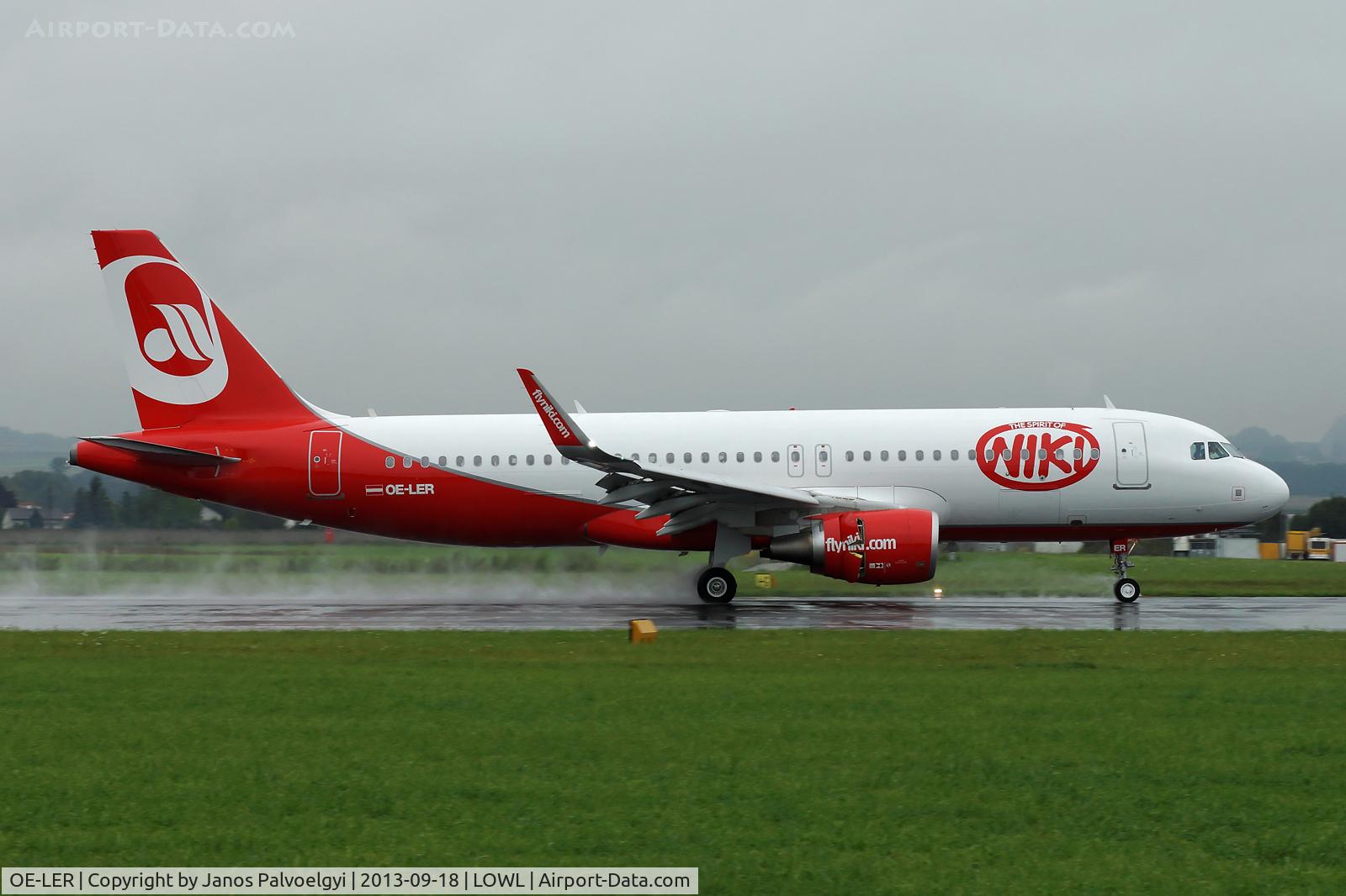 OE-LER, 2013 Airbus A320-214 C/N 5522, Niki Airbus A320-214 landing in LOWL/LNZ