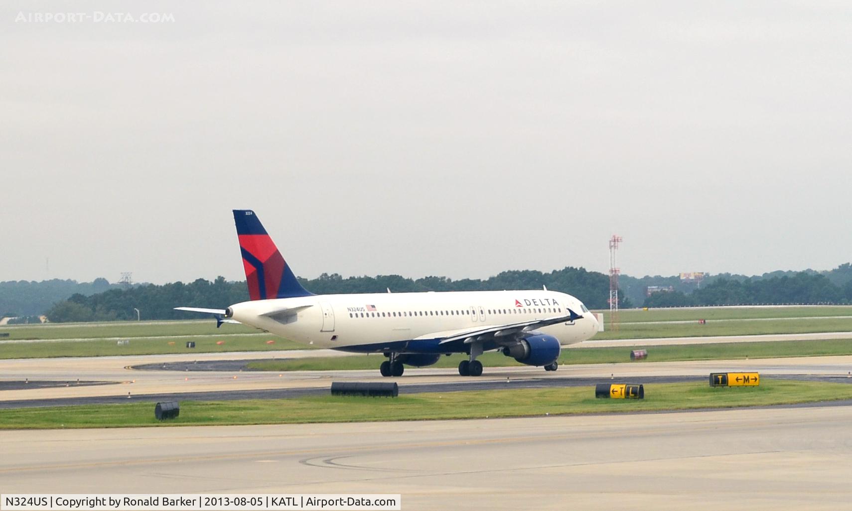 N324US, 1992 Airbus A320-211 C/N 273, Taxi Atlanta