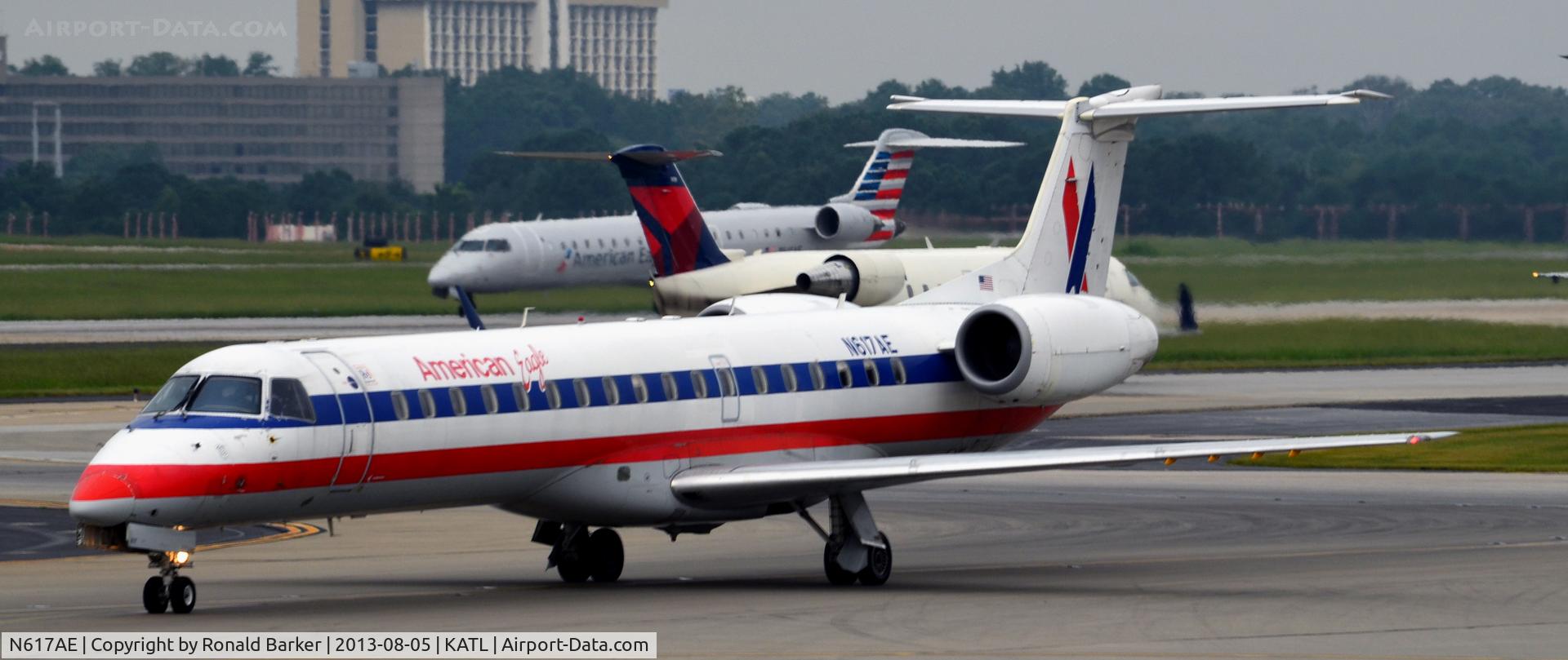 N617AE, 1998 Embraer ERJ-145LR (EMB-145LR) C/N 145093, Taxi Atlanta