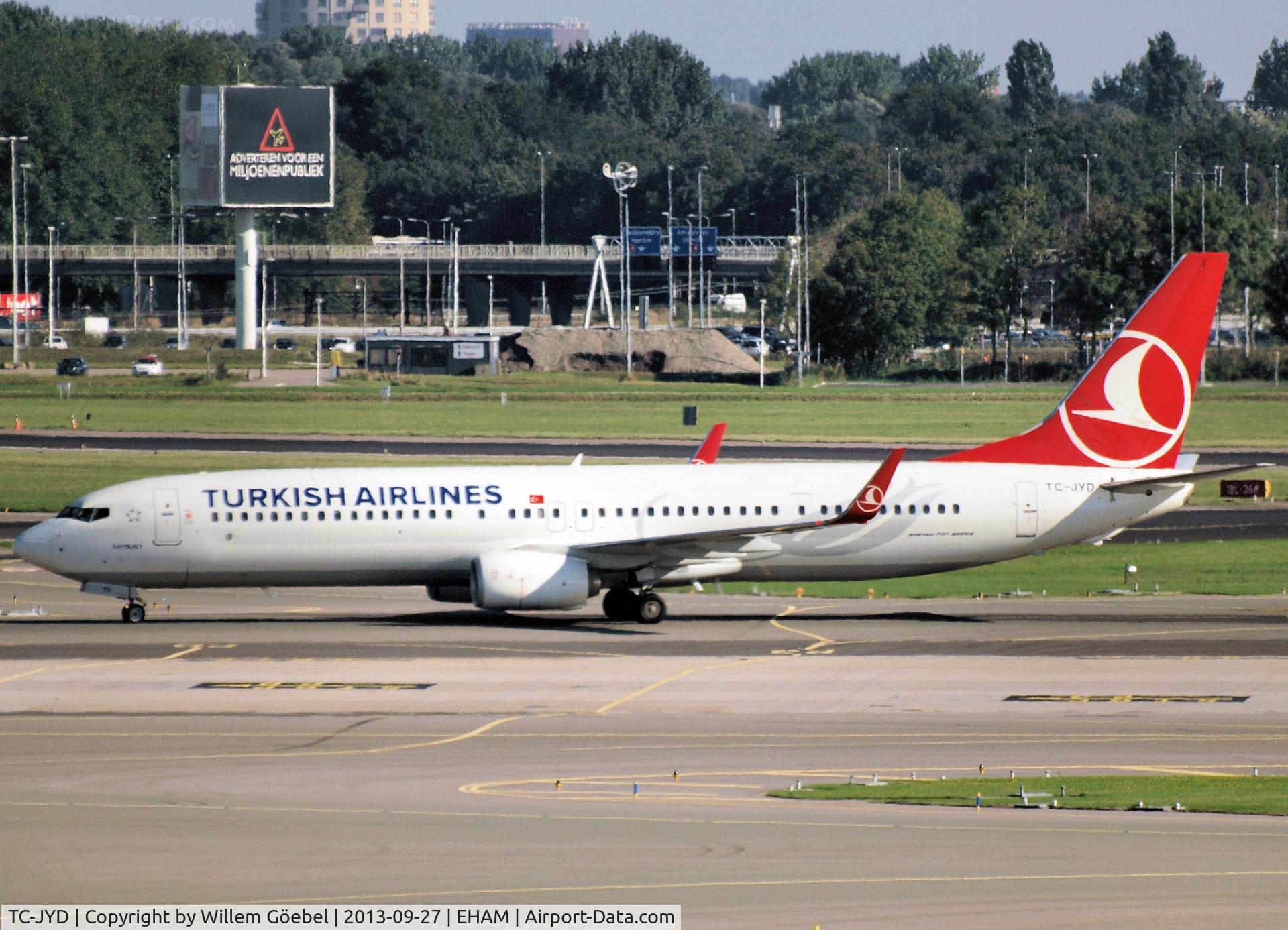 TC-JYD, 2012 Boeing 737-9F2/ER C/N 40978, Taxi to the gate of Schiphol Airport