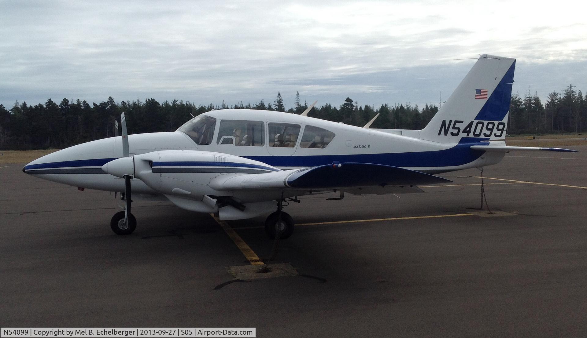 N54099, 1974 Piper PA-23-250 C/N 27-7405411, Another pretty good flying day in Bandon Oregon and on the Oregon coast....