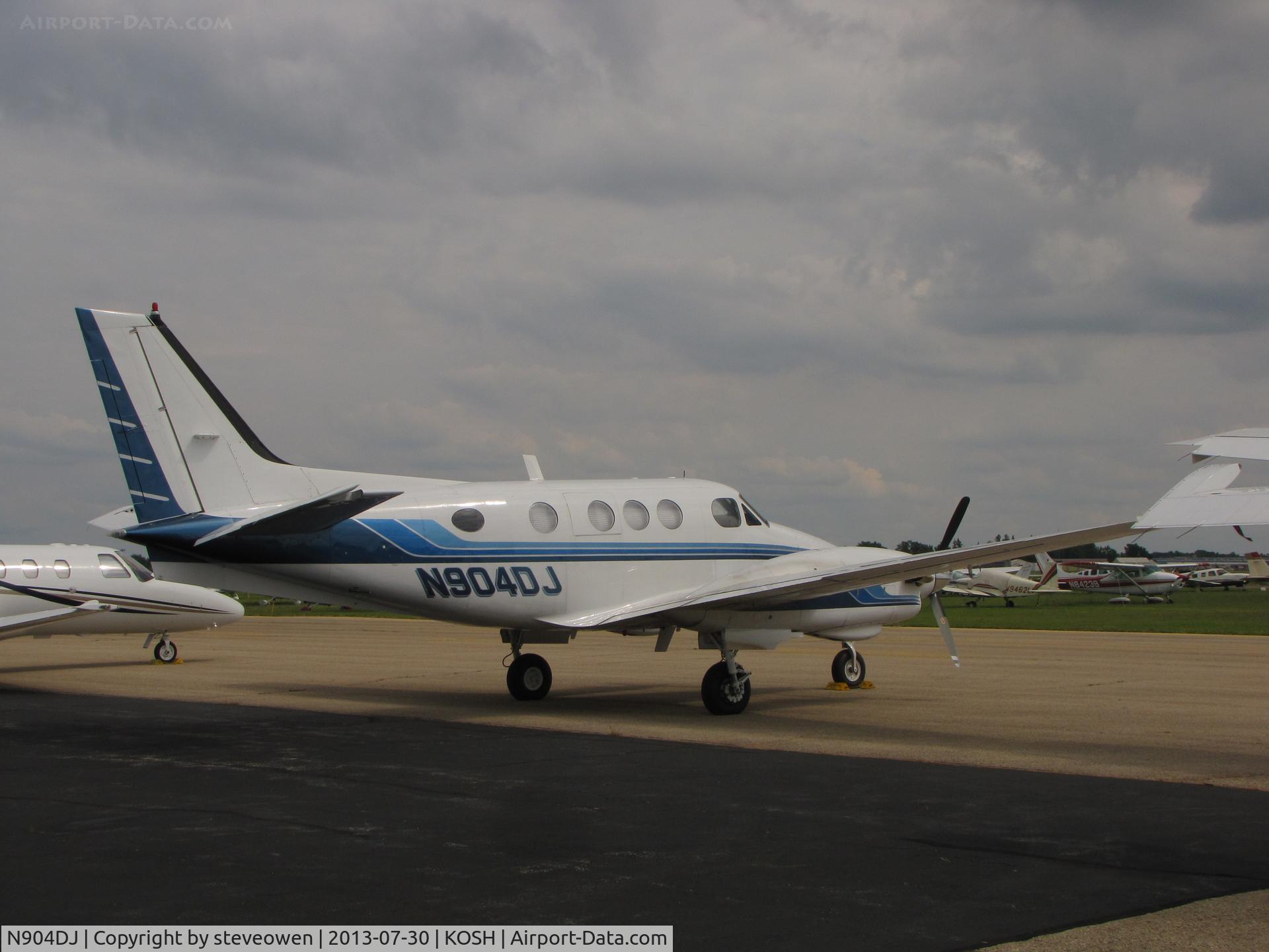 N904DJ, 1972 Beech C90 C/N LJ-561, Basler FBO ramp