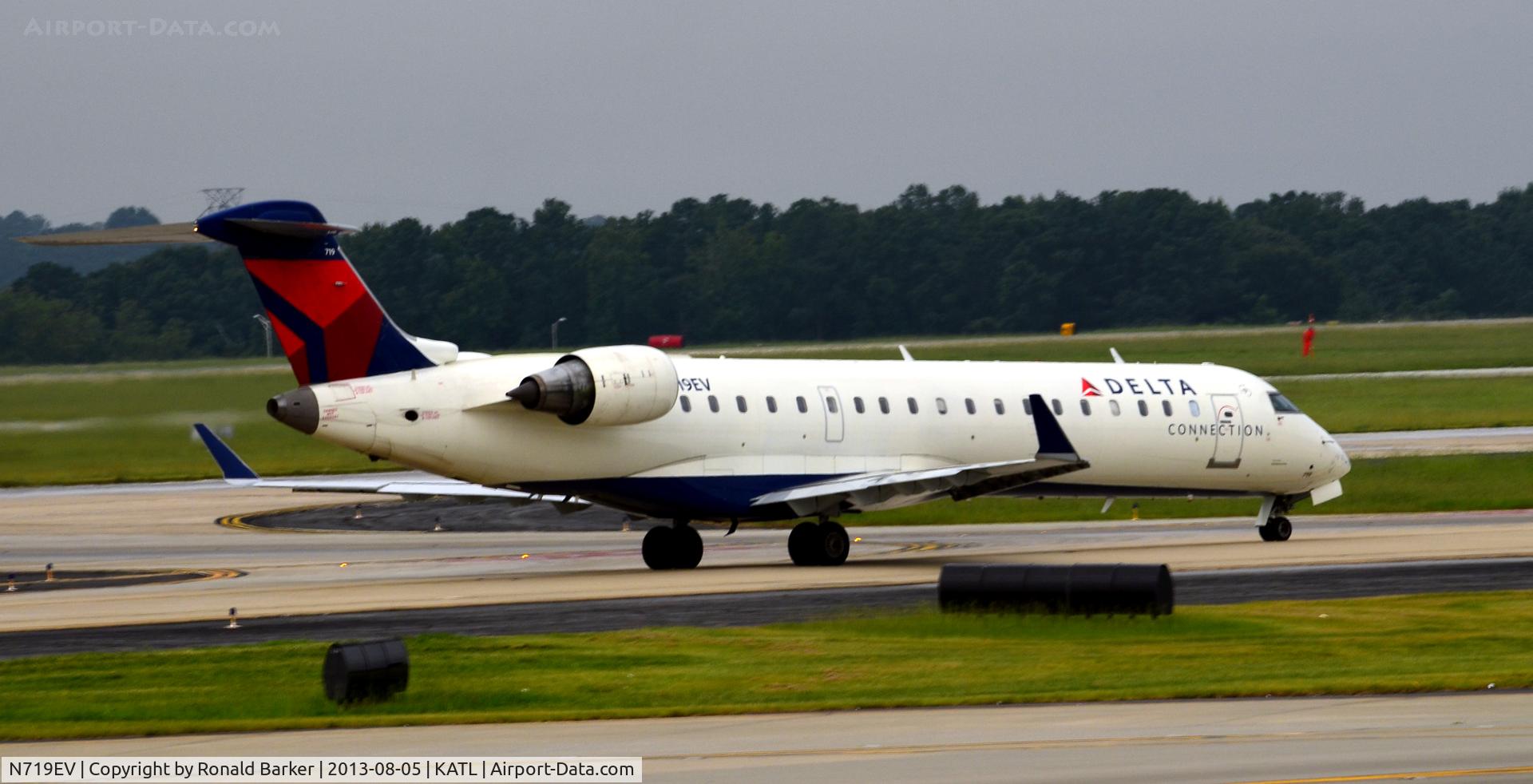 N719EV, 2003 Bombardier CRJ-701 (CL-600-2C10) Regional Jet C/N 10099, Taxi Atlanta