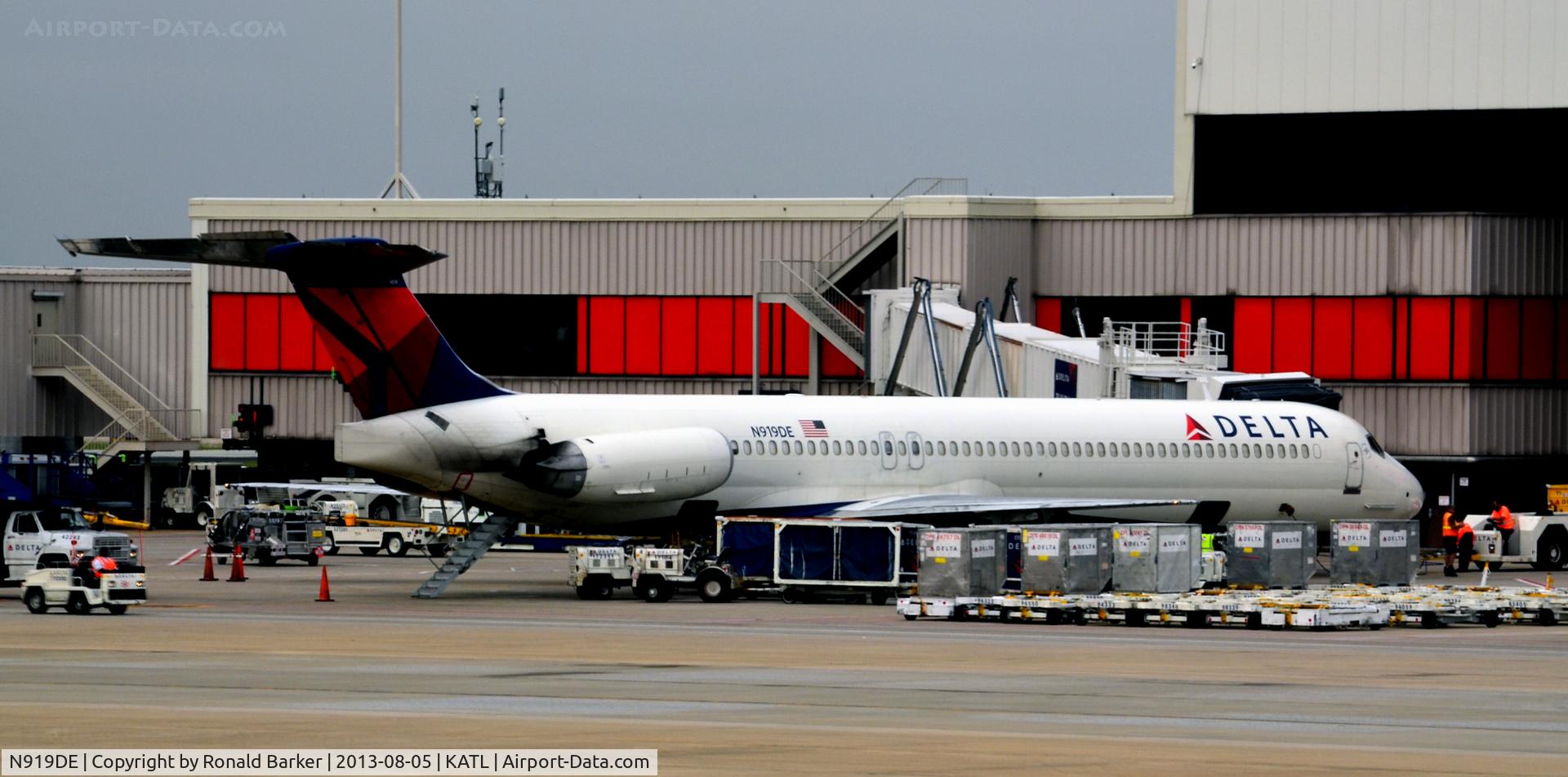 N919DE, 1993 McDonnell Douglas MD-88 C/N 53422, Atlanta
