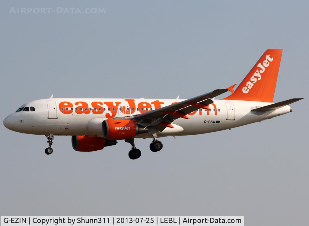 G-EZIN, 2005 Airbus A319-111 C/N 2503, Landing rwy 25R with 'Come on, Let's fly' titles removed