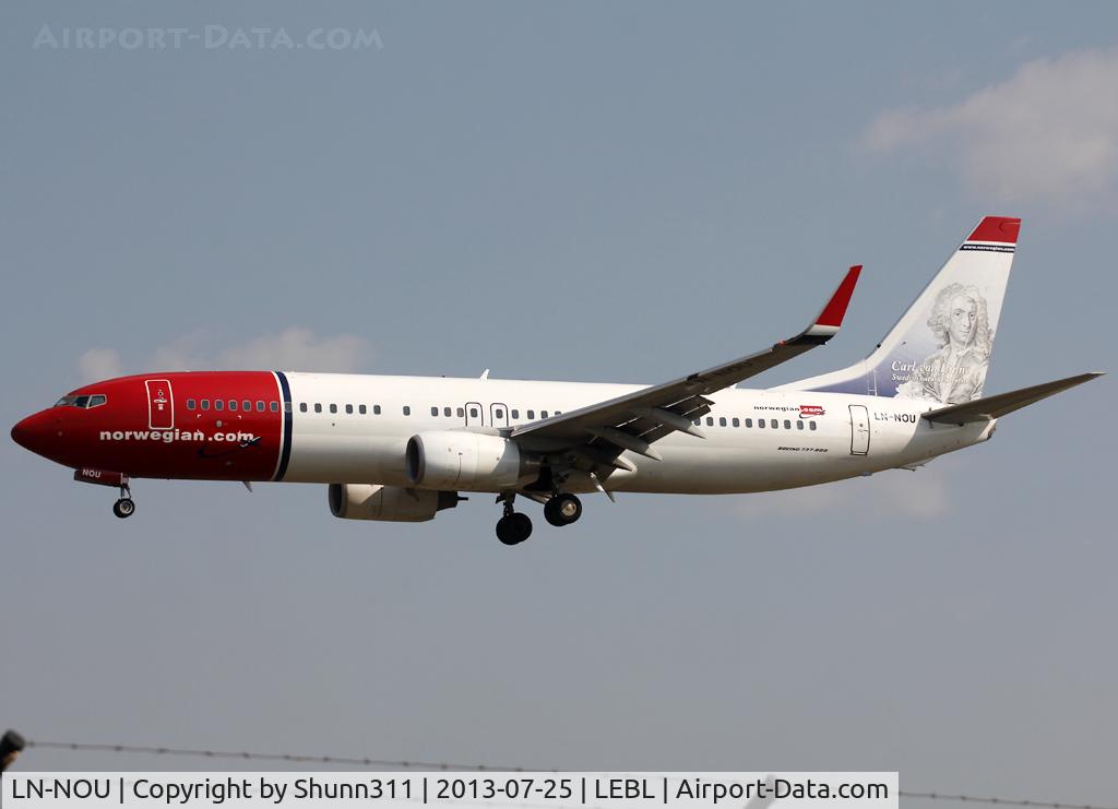 LN-NOU, 2009 Boeing 737-8FZ C/N 29674, Landing rwy 25R