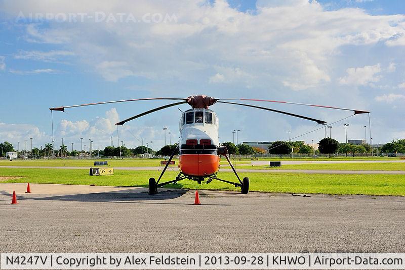 N4247V, Sikorsky S-58JT C/N 58-1547, @North Perry